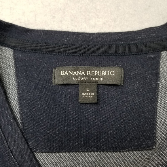 Banana Republic Luxury Touch T-Shirt Sz L Blue Short Sleeve V-Neck Cotton Blend - Picture 3 of 8